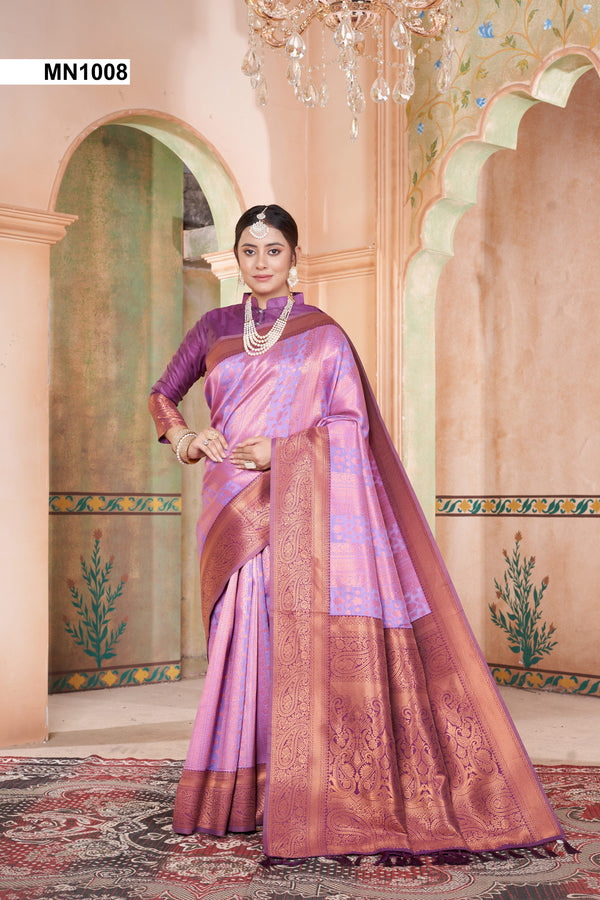 Opulent Lilac Kanjivaram Silk Saree Adorned with Exquisite Zari Patterns